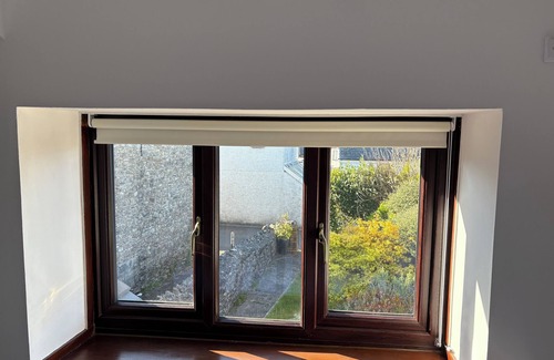 Porthcawl Cottage | Beautiful cottage, newly decorated in the heart of Nottage village