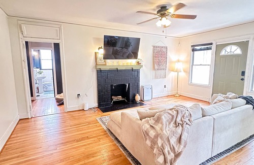 Pendleton King House | Beautiful cottage style home! 4 miles from the Augusta National!