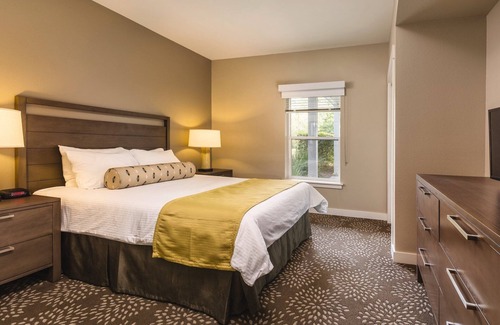 Windsor Resort | Beautiful country and wineries!