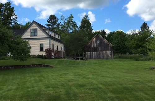 Greensboro House | Beautiful Country Home close to the village and public beach