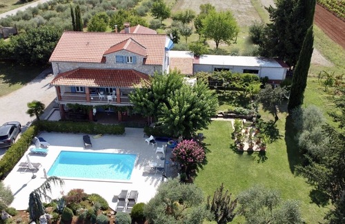 Dracevac House | Beautiful country house TOPAZ*Porec/Dracevac, air conditioning 5 min. to the sea