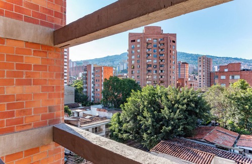 La America Apartment | Beautiful & Cozy LOFT, in Calasanz, 1 Person.