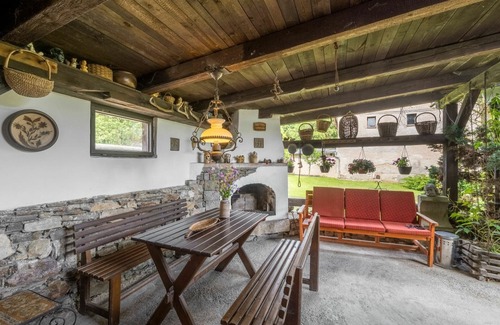 Bela nad Radbuzou Villa | Beautiful private villa for 6 people with TV, patio and pets allowed