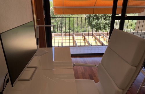 Vera House | Beautiful design house on a golf course perfect for families