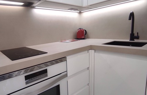 Milla de Oro Apartment | Beautiful designer apartment on the Golden Mile.