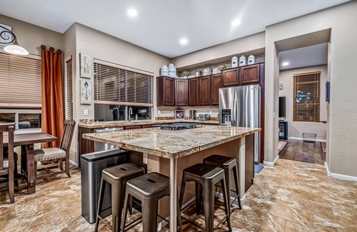 Arabian Views House | Beautiful, dog-friendly home with a private pool, game room & putting green