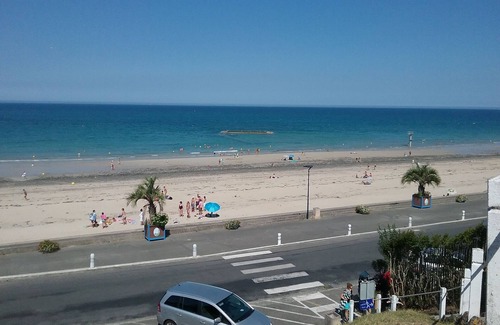 Donville-les-Bains Apartment | Beautiful duplex apartment near the sea (the stopover)