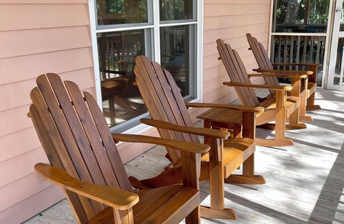 South Carolina Lowcountry House | Beautiful Edisto Beach Getaway — “Steel Palmetto”