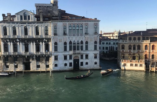 San Marco Apartment | Beautiful family-friendly apartment-stunning view-terrace-central-just restored