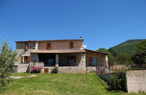 L'Hospitalet House | Beautiful farmhouse in Provence with private pool ideal for families