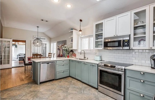 Era Other | Beautiful Farmhouse w/pool on 6 acres ranch