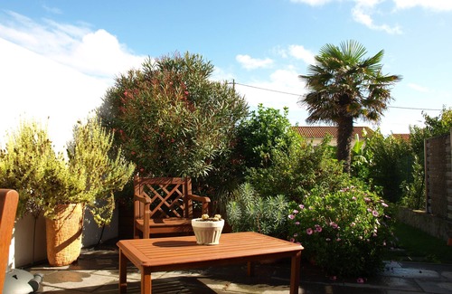Les Sables d'Olonne House | Beautiful Fisherman's House "Between Ocean and Garden".