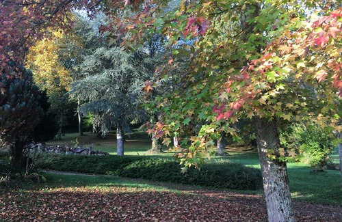 Encausse-les-Thermes House | Beautiful house and gardens close to many iconic cycling peaks.