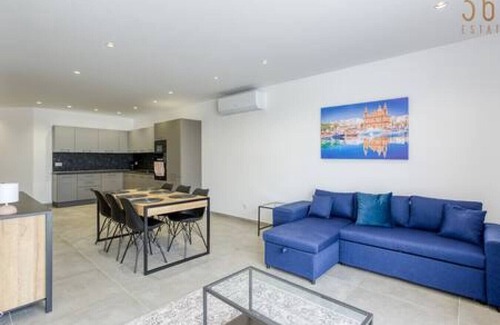 Misrah Kola Apartment | Beautiful fully equipped home with private terrace