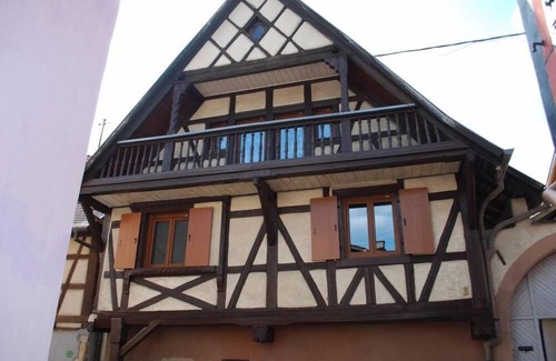 Wintzenheim House | Beautiful half-timbered house from 1602