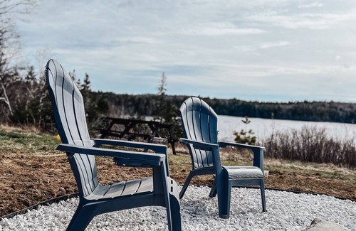 Yarmouth County Cottage | Beautiful Hilltop Waterfront cottage, private getaway, quiet lake front cottage