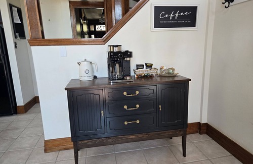 Soulard House | Beautiful Historic Soulard Home with Speakeasy and Game Room, next to AB Brewery