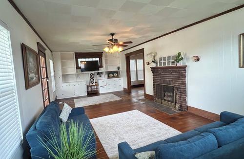 Unionville House | Beautiful Historical House in the heart of Putnam County
