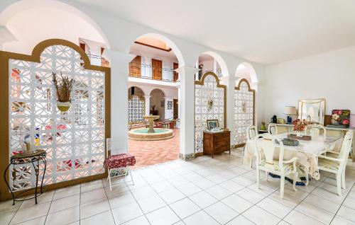 Saint-Cyr-sur-Loire House | Beautiful Home In Saint-Cyr-Sur-Loire