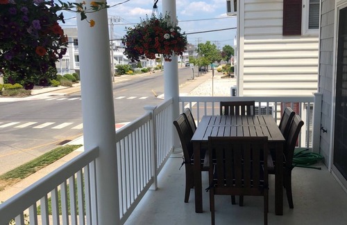 South End House | Beautiful Home 1 Block From Beach, Tennis and Playground!