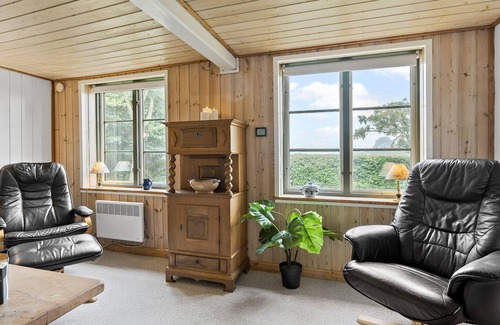 Pedersker House | Beautiful home in Aakirkeby with WiFi