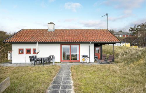 Boderne House | Beautiful Home In Aakirkeby With Wifi