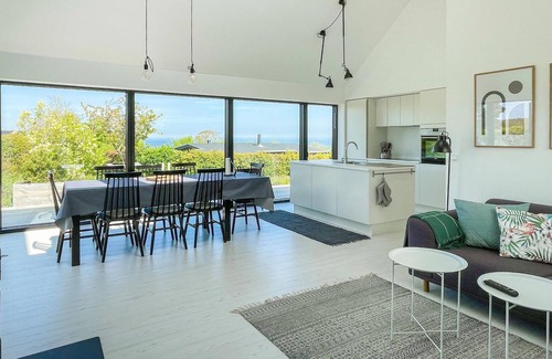 Sandvig House | Beautiful home in Allinge with kitchen