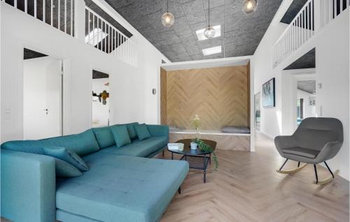 Hvidbjerg Strand House | Beautiful Home In Børkop With Kitchen