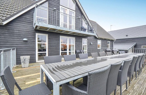 Vibæk Strand House | Beautiful home in Ebeltoft with sauna