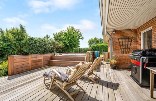 Aarosund House | Beautiful home in Haderslev with WiFi