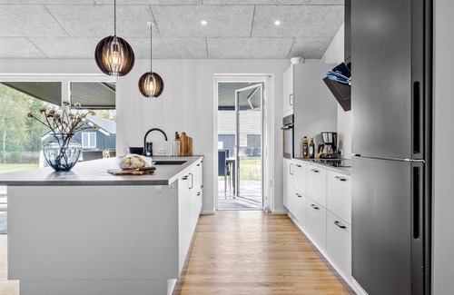 Helberskov Strand House | Beautiful home in Hadsund with sauna