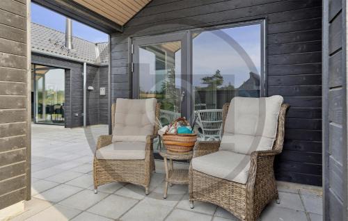 Jesendorf House | Beautiful Home In Jesendorf With Sauna