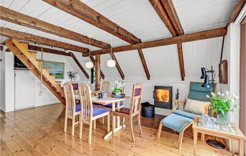 Hjarbæk House | Beautiful Home In Løgstrup With Wifi