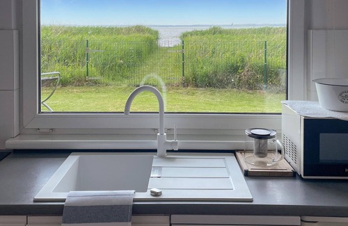 Nowe Warpno House | Beautiful home in Nowe Warpno with WiFi