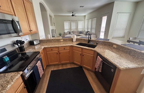 Legend Trail House | Beautiful home in North Scottsdale on Golf Course!
