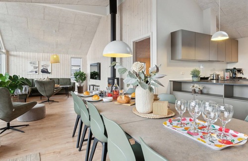 Hasmark Strand House | Beautiful home in Otterup with sauna