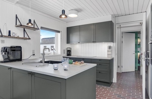 Rødhus House | Beautiful home in Pandrup with WiFi