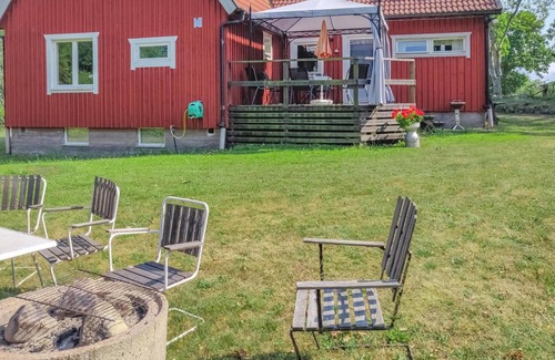 Rockneby House | Beautiful home in Rockneby with kitchen