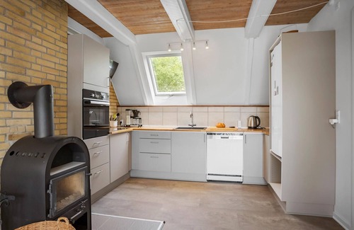 Spodsbjerg House | Beautiful home in Rudkøbing with WiFi