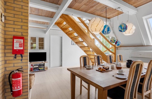 Spodsbjerg House | Beautiful home in Rudkøbing with WiFi