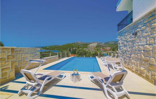 Seget Vranjica House | Beautiful Home In Seget Vranjca