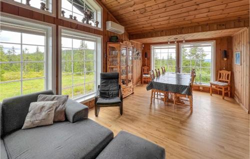 Ringsaker House | Beautiful Home In Sjusjøen With Sauna