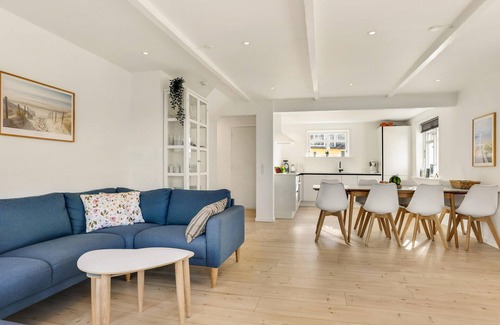 Skagen House | Beautiful home in Skagen with WiFi