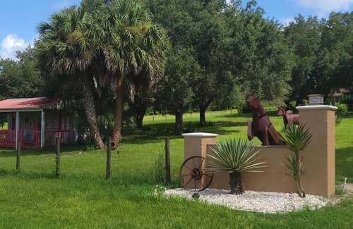 Clermont House | Beautiful Home in Sugar Loaf Mountain