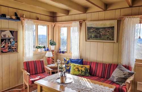 Sveio House | Beautiful home in Sveio with kitchen