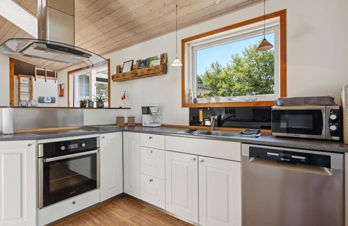 Skaven Strand House | Beautiful home in Tarm with sauna