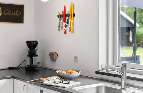 Skaven Strand House | Beautiful home in Tarm with WiFi