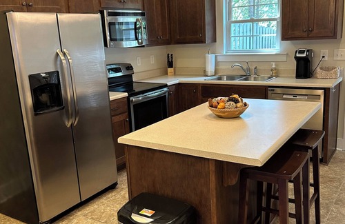 Hoover House | Beautiful home in the heart of Hoover!