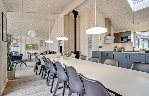 Vejby House | Beautiful home in Vejby with sauna
