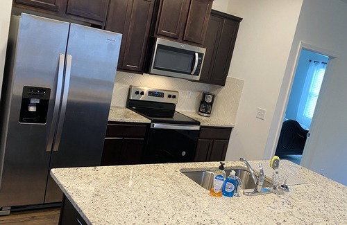 Bessemer House | Beautiful Home just 25mins from Downtown Birmingham